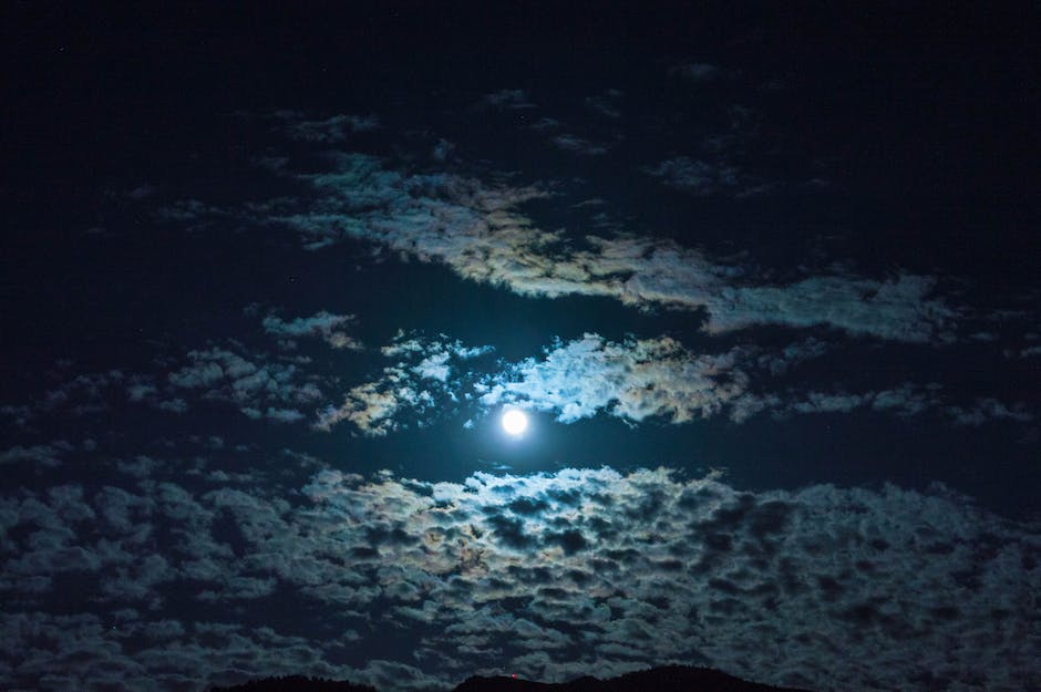  Staaten mit Flaggen auf dem Mond