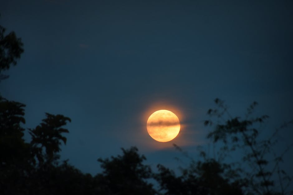  Warum ist der Mond bei einer Mondfinsternis rot?